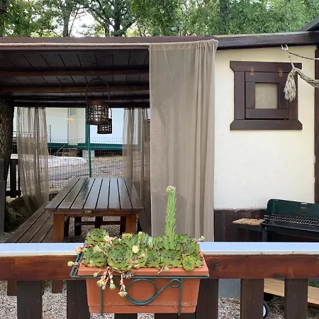 Bungalow In Campeggio Карпенья